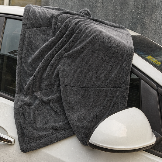 Ultra-Absorbent Microfiber Drying Towel | Professional Car Detailing Finish