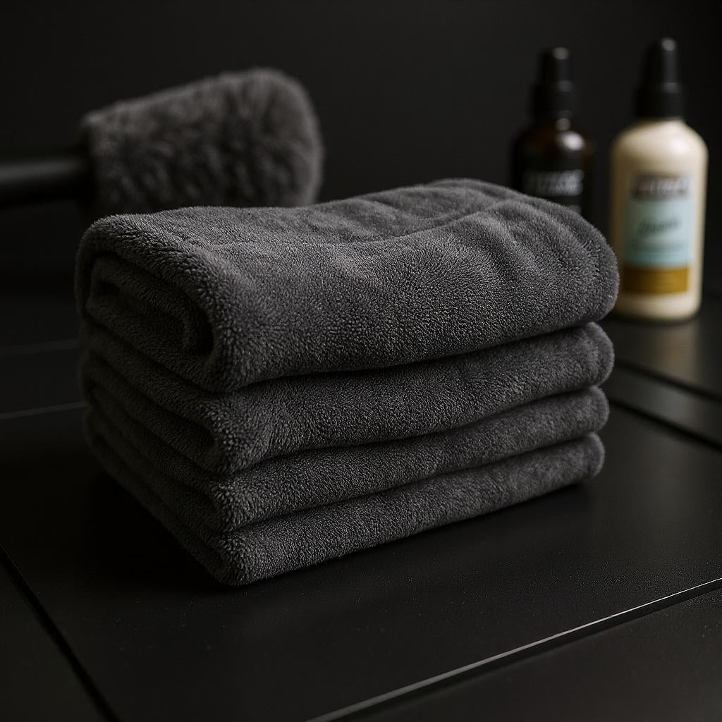 Ultra-Absorbent Microfiber Drying Towel | Professional Car Detailing Finish